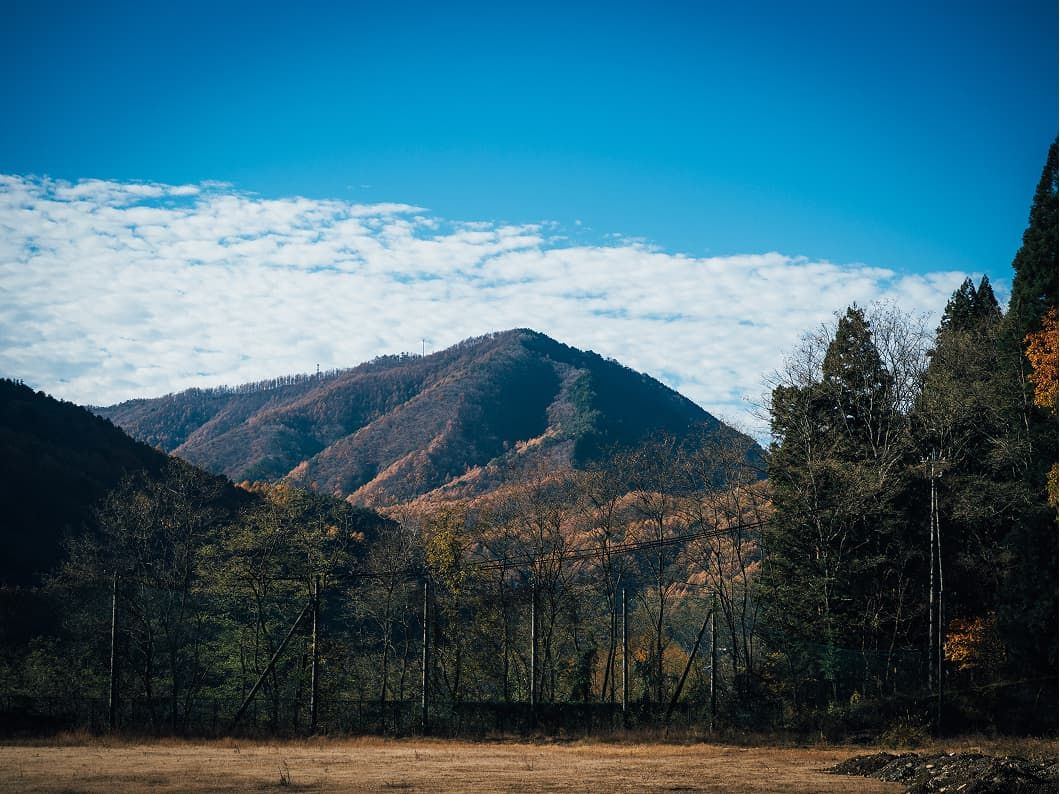 木曽の山々の風景